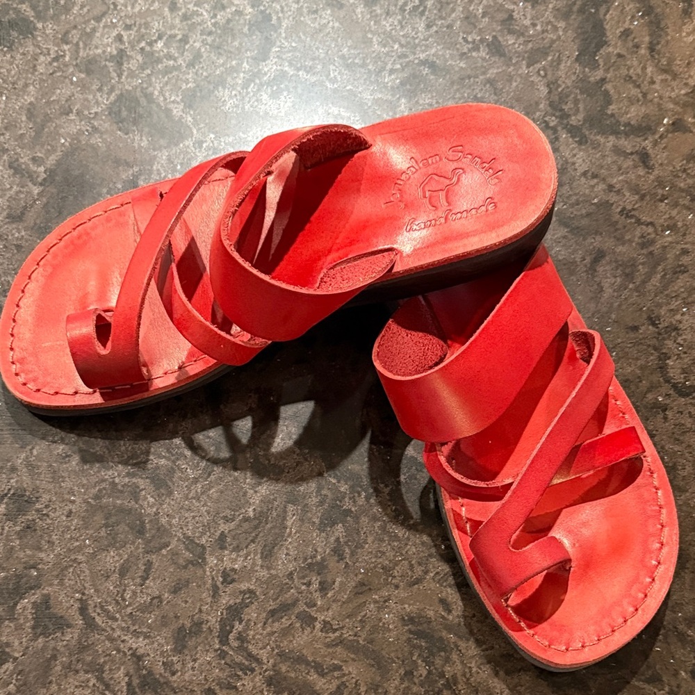 NWT - Women's Deep Red Leather Sandals